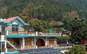 Hill Dew Homestay
