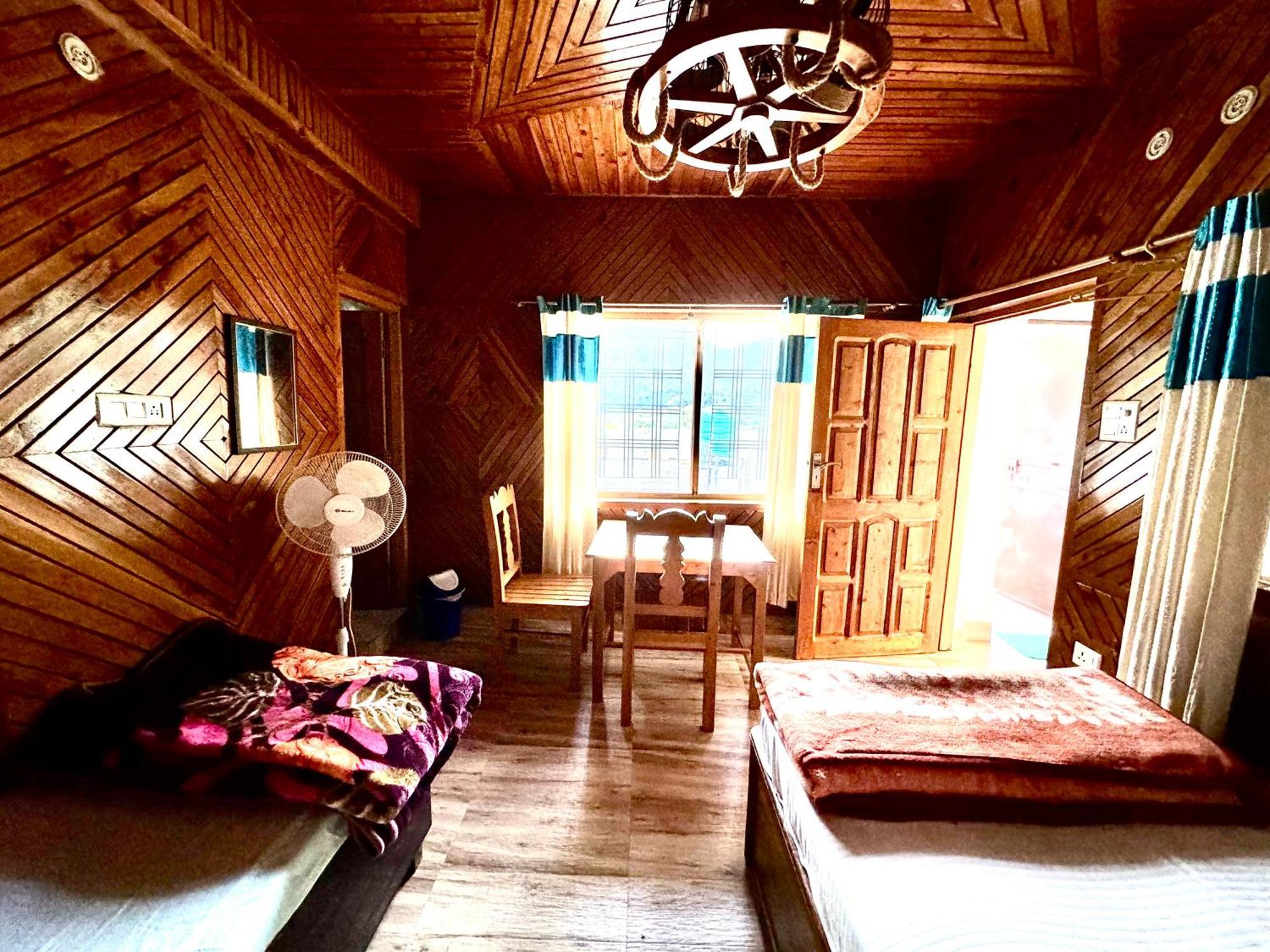 Hill Dew Homestay Uttarkashi Exterior photo