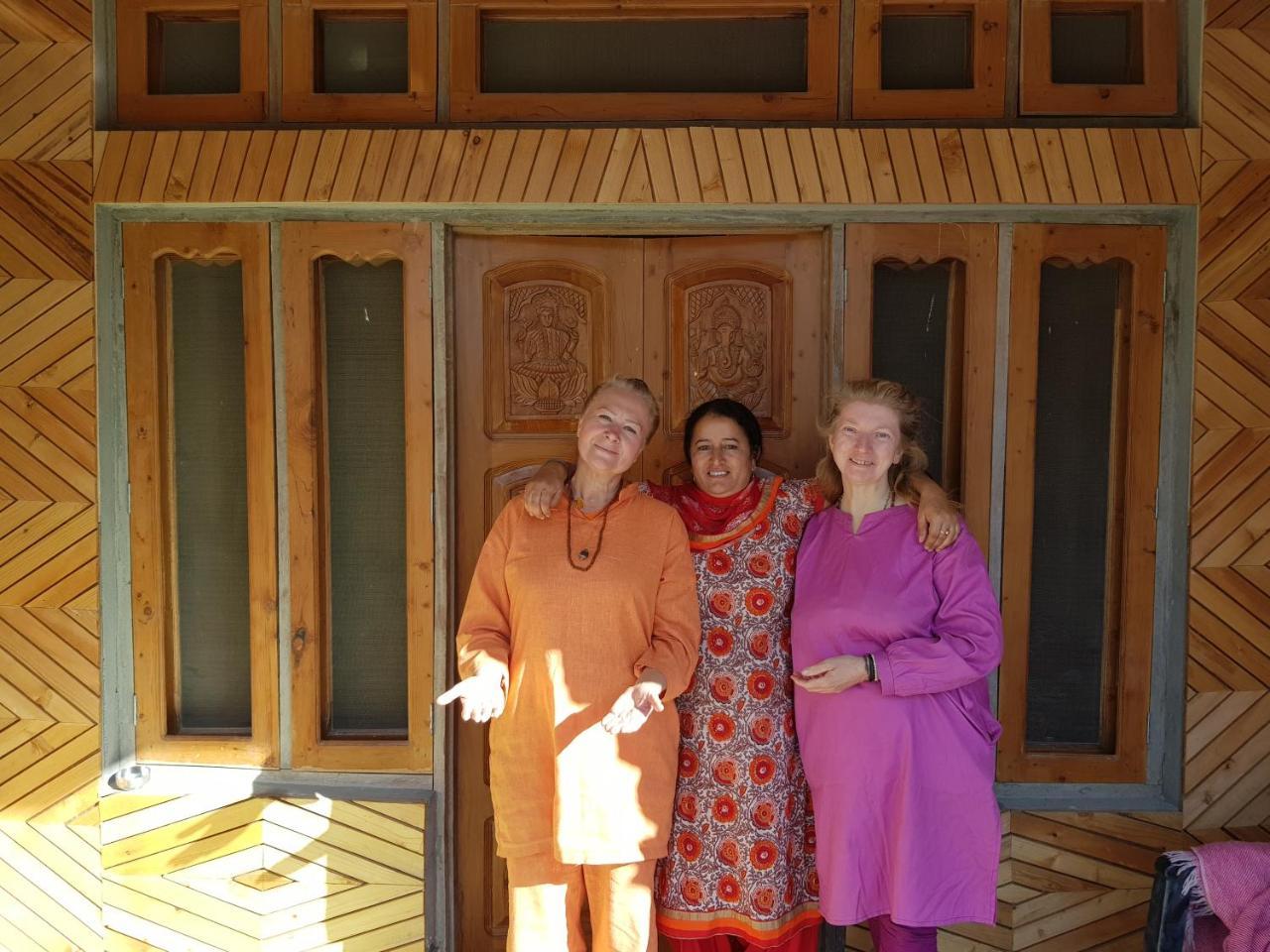 Hill Dew Homestay Uttarkashi Exterior photo